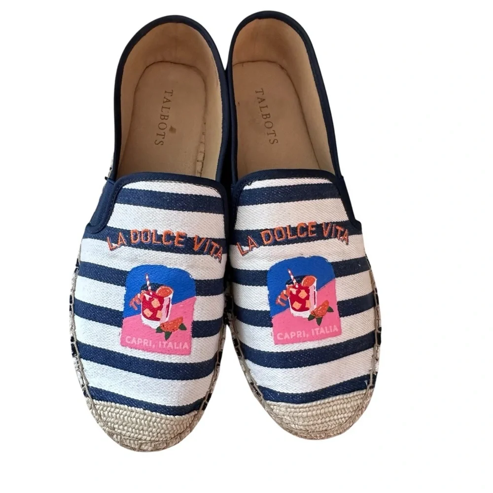 Talbots izzy embroidered
